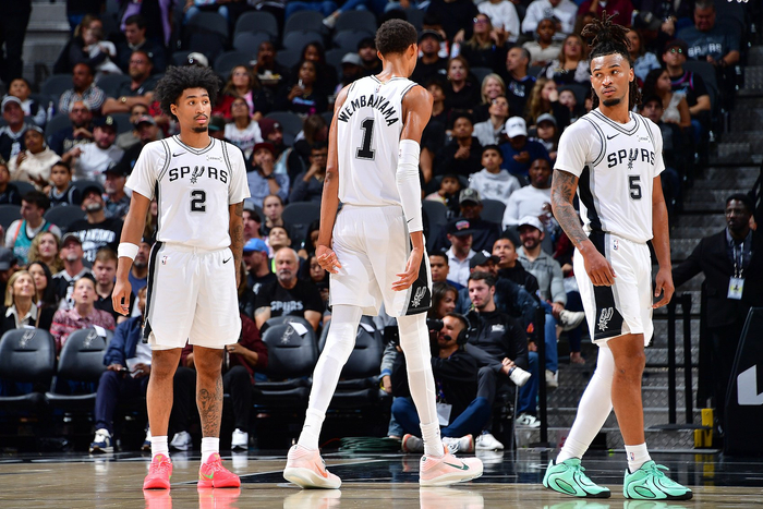 足球不仅是 足球不仅是